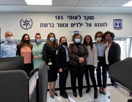 توما-سليمان في جولة ميدانيّة في مركز الطوارىء لحمايّة الأولاد في الشبكة الالكترونيّة